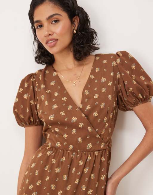 Glamorous short sleeve maxi wrap dress in brown ditsy floral, 2 of 4