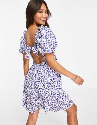 Glamorous Short Sleeve Smock Dress In Lilac Floral-purple