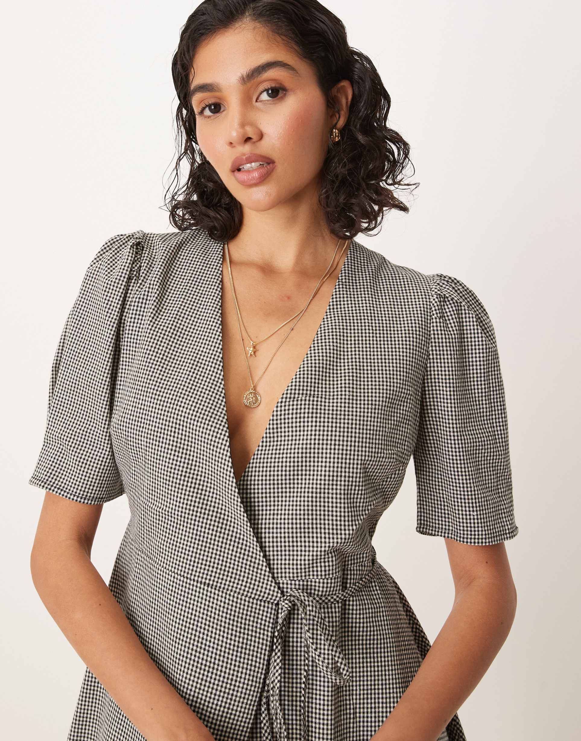 glamorous short sleeve wrap mini dress in micro black plaid