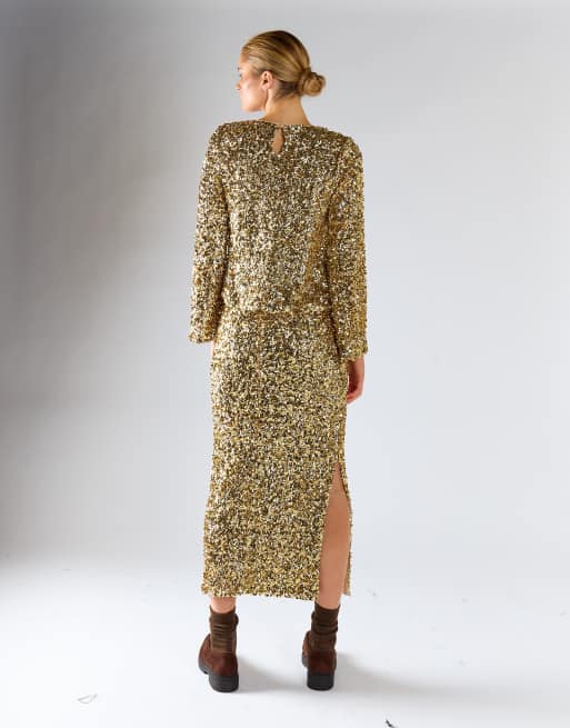 Glamorous Side slit midi skirt in gold sequin, 3 of 4