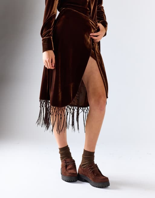 Glamorous Side split tassels midi skirt in brown velvet, 3 of 4