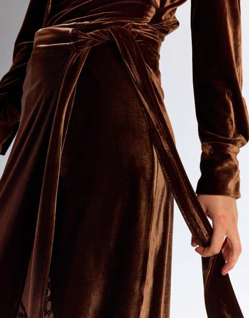 Glamorous Side split tassels midi skirt in brown velvet, 4 of 4