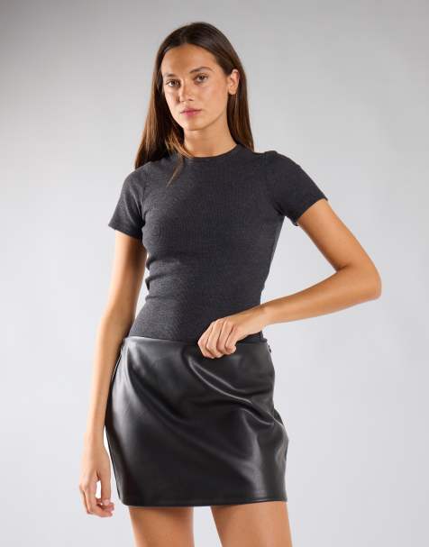 Glamorous Side zip mini skirt in black