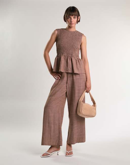 Glamorous Sleeveless bubble-hem top in mid brown fleck, 3 of 4