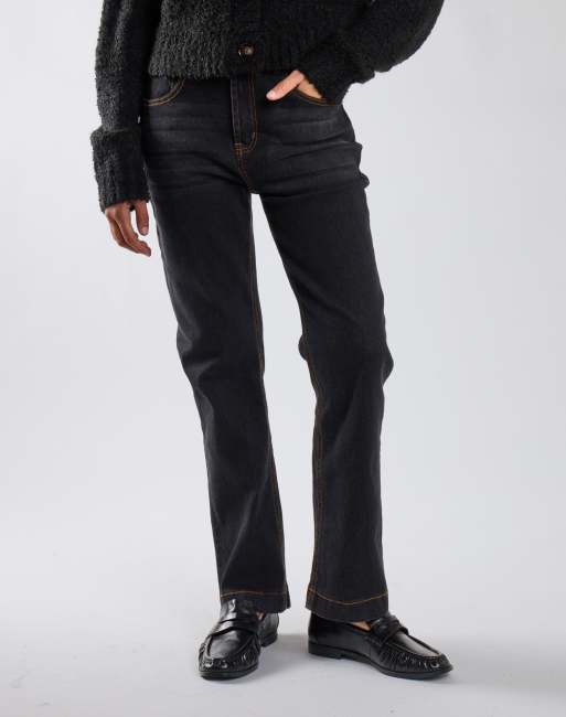 Glamorous Slim straight jeans in indigo, 3 of 4