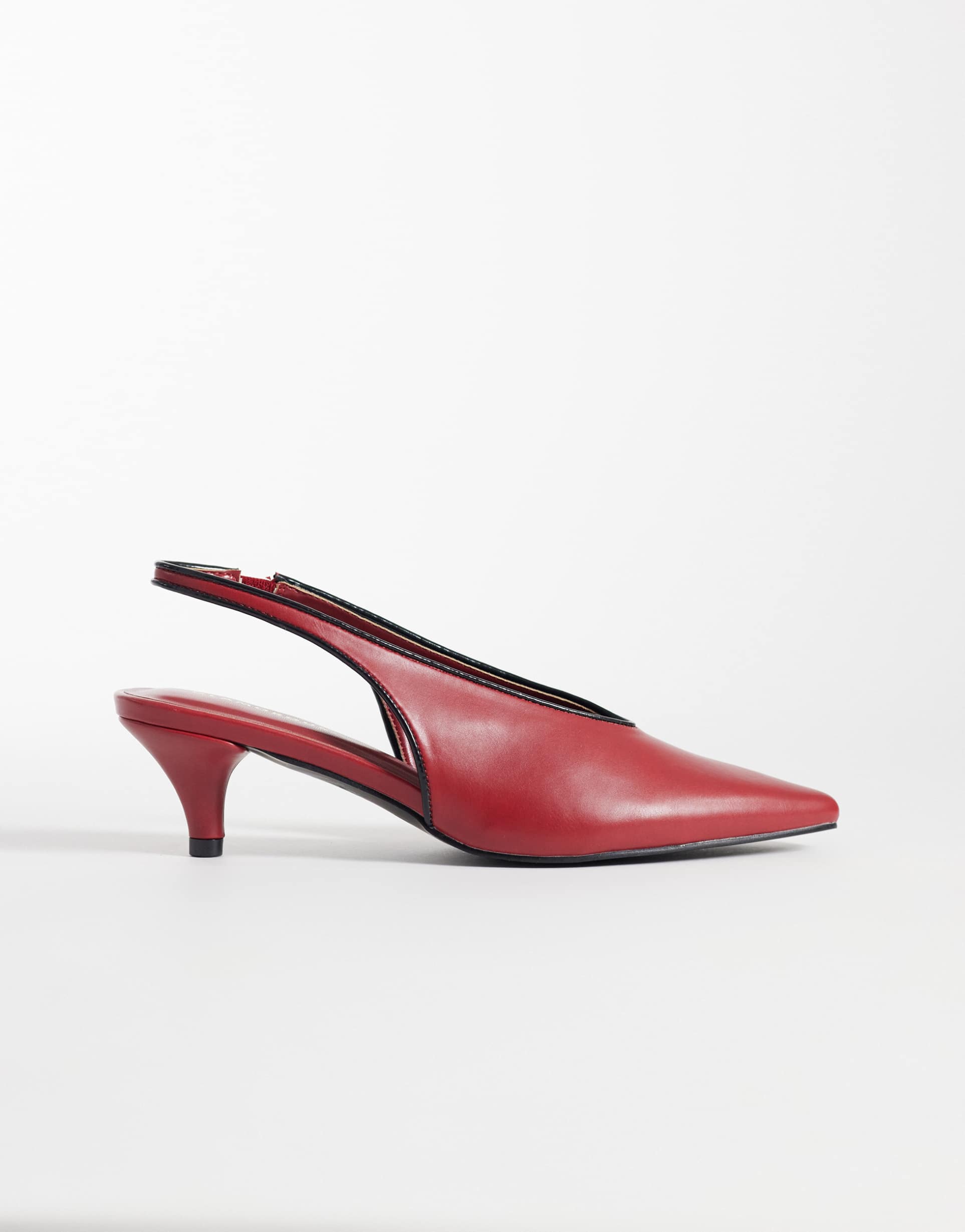 glamorous slingback kitten heel shoes in burgundy