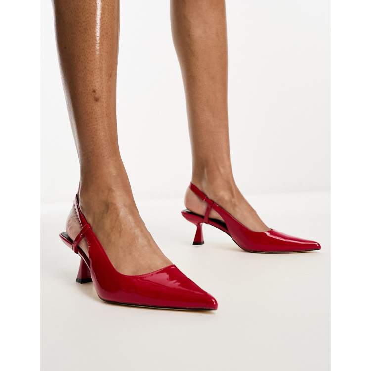 Red pointed hot sale toe shoes