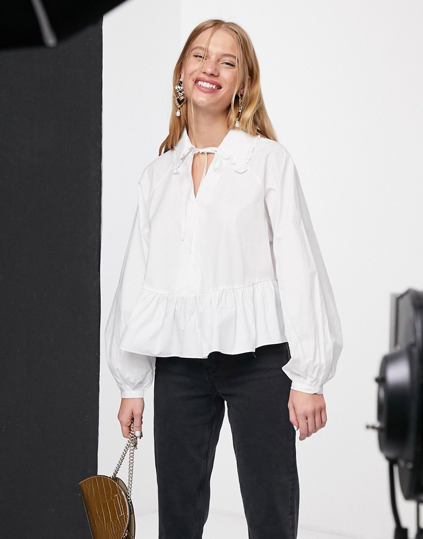 Glamorous smock shirt with frill collar and peplum hem in cotton-White