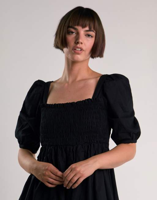 Glamorous Smocked midi dress in black, 2 of 4