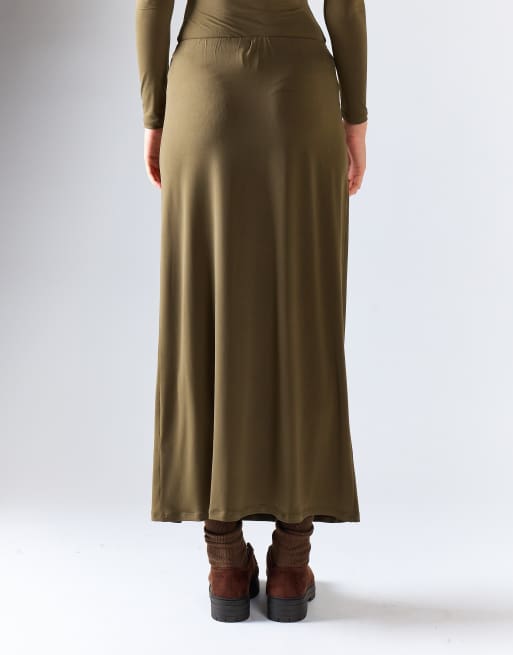 Glamorous Square neck long sleeve bodysuit in olive, 3 of 4