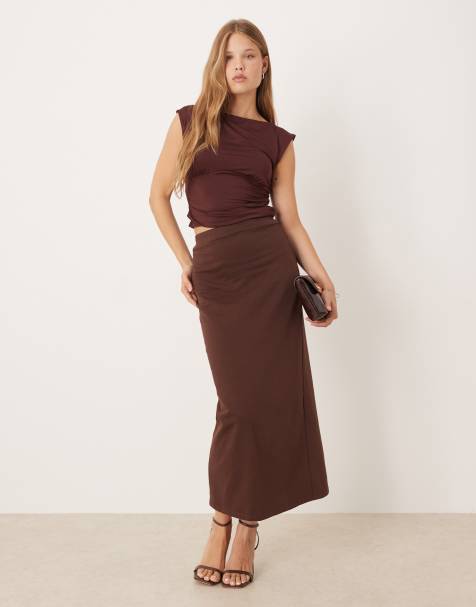 Glamorous straight fit maxi skirt in deep brown