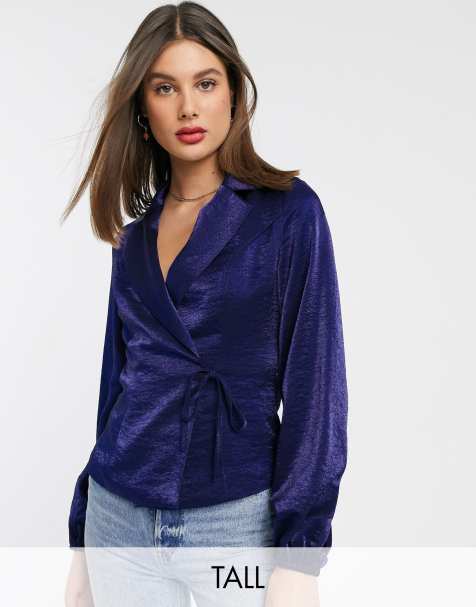 Glamorous Tall – Enge Bluse aus luxuriösem Satin mit geschnürter Vorderseite 