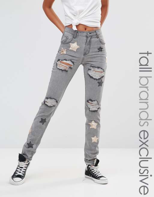 Glamorous Tall - Jean boyfriend effet usé, orné d'étoiles en sequins