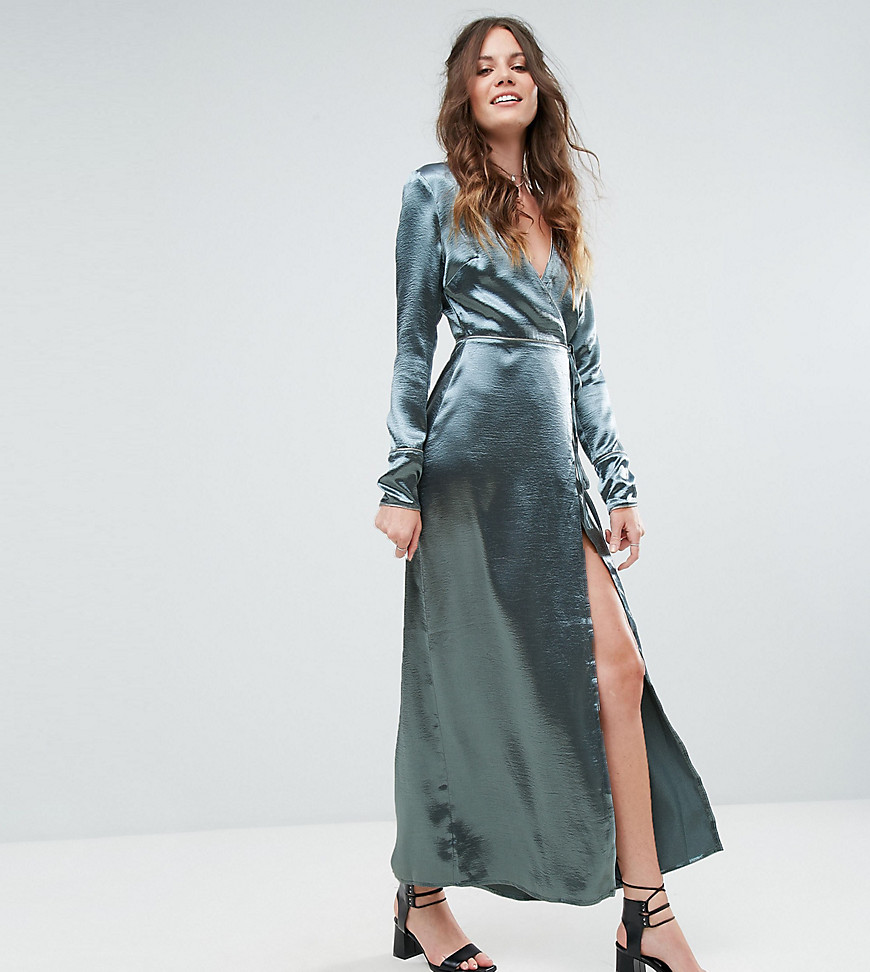 Glamorous Tall – Maxiklänning i satin med omlott fram och kontrasterande kanter-Blå