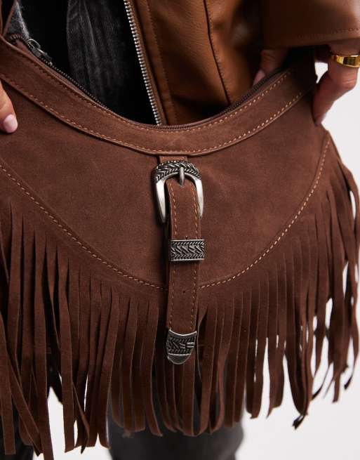 Glamorous – Tasche aus Wildlederimitat in Dunkelbraun mit Schnallendetail und Fransen, 3 von 4