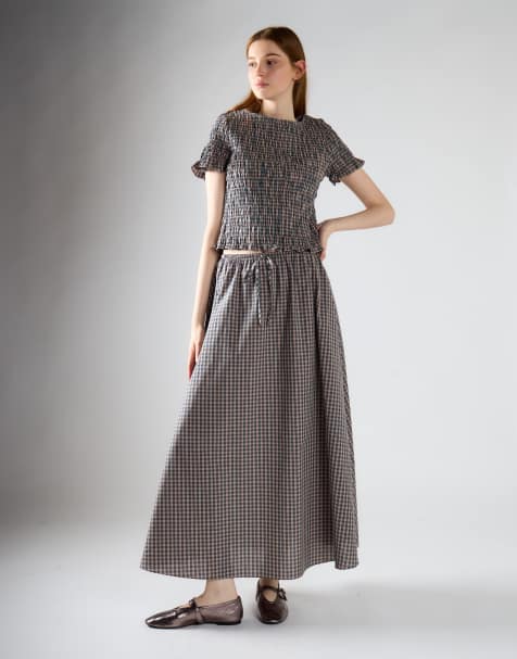 Glamorous Textured short sleeve top in taupe blue check