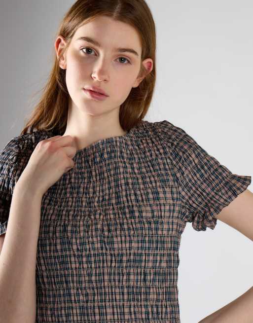Glamorous Textured short sleeve top in taupe blue check, 3 of 4