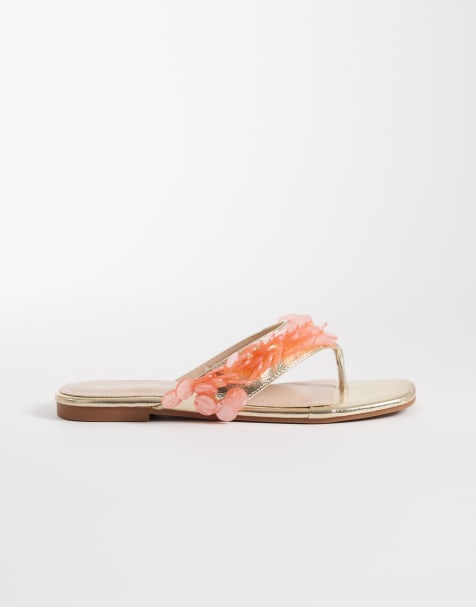 Glamorous thongs with shell in coral - view 1