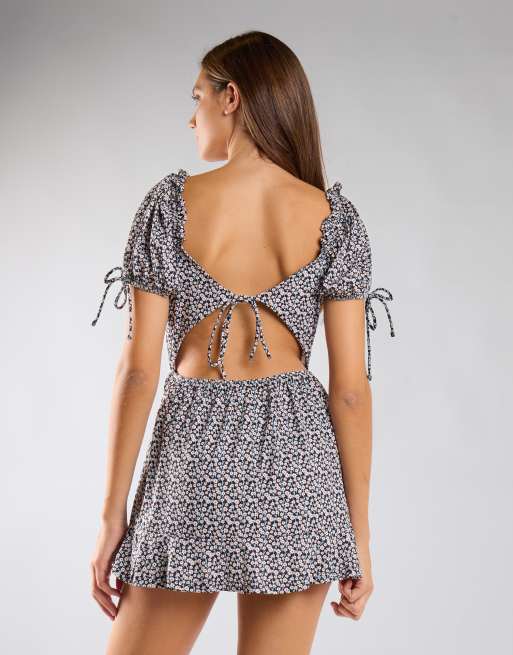 Glamorous Tie-back playsuit in black multi daisy, 2 of 4