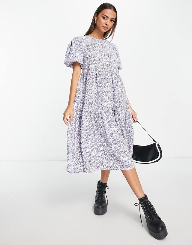 Glamorous - tie back tiered midi smock dress in blue ditsy