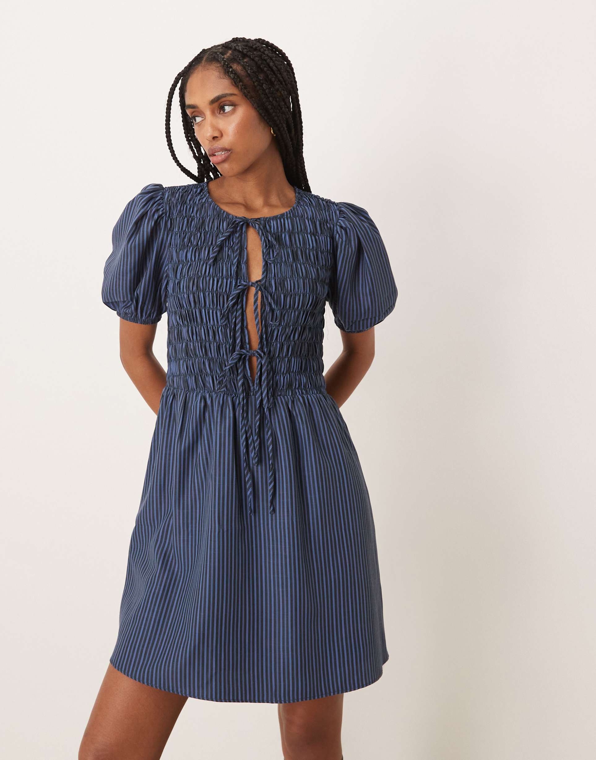 glamorous tie front puff sleeve mini dress in navy stripe