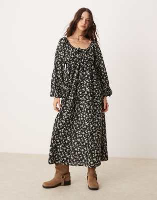tie front volume sleeve maxi dress in romantic boho floral-Black