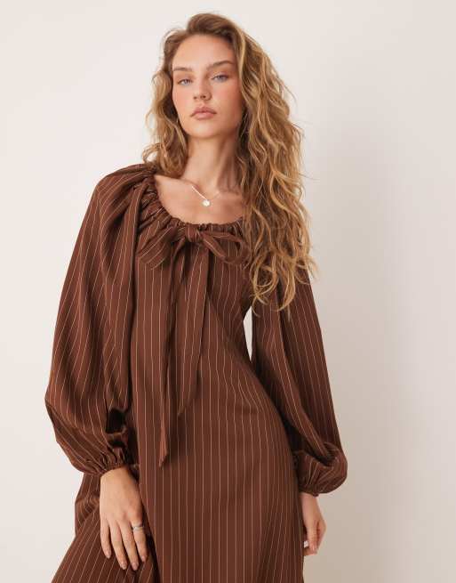 Glamorous tie front volume sleeve maxi smock dress in brown white stripe