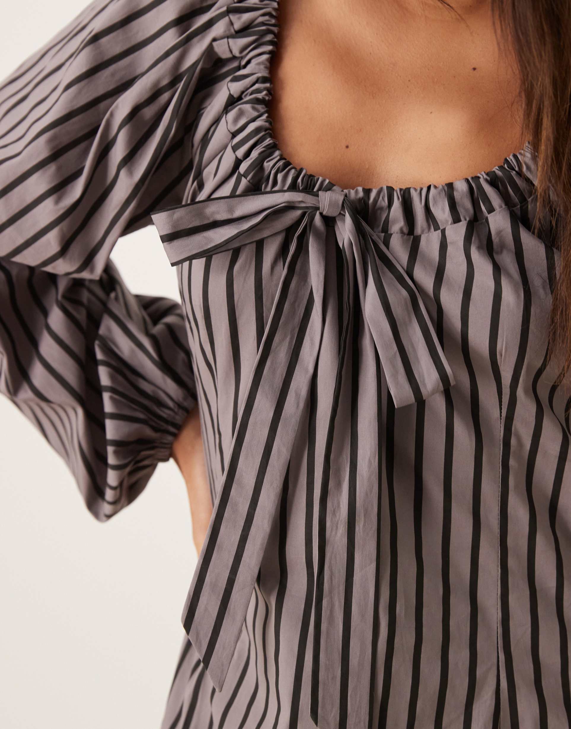 glamorous tie front volume sleeve maxi smock dress in gray black stripe