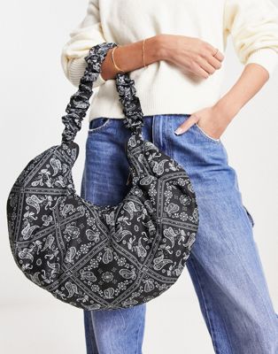 Glamorous tote bag in floral black bandana print - ASOS Price Checker