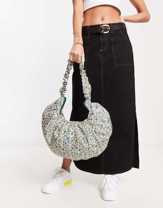 Glamorous tote bag in floral ditsy print