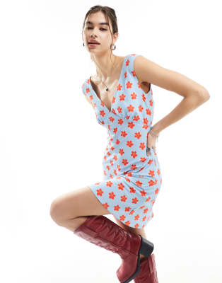 glamorous v neck 90s slip dress in blue red floral