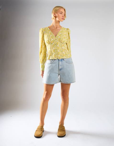Glamorous V-neck button front blouse in yellow mustard ditsy