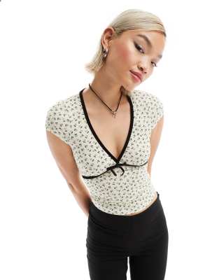 v neck crop top in cherry pointelle with velvet ribbon-Multi