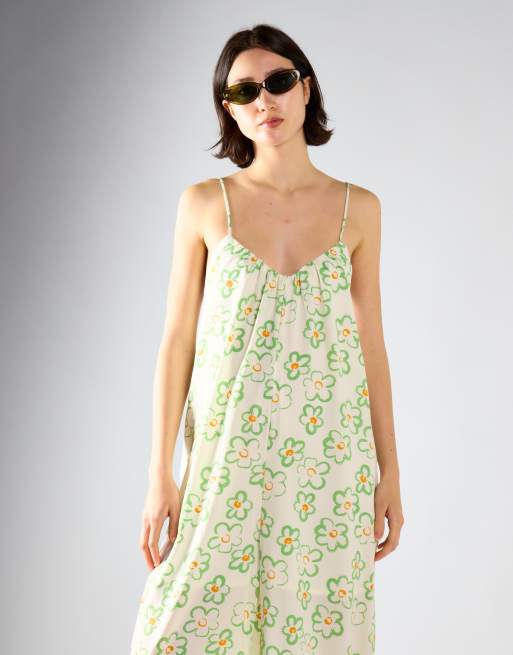 Glamorous V-neck  jumpsuit in white green multi daisy, 3 of 4