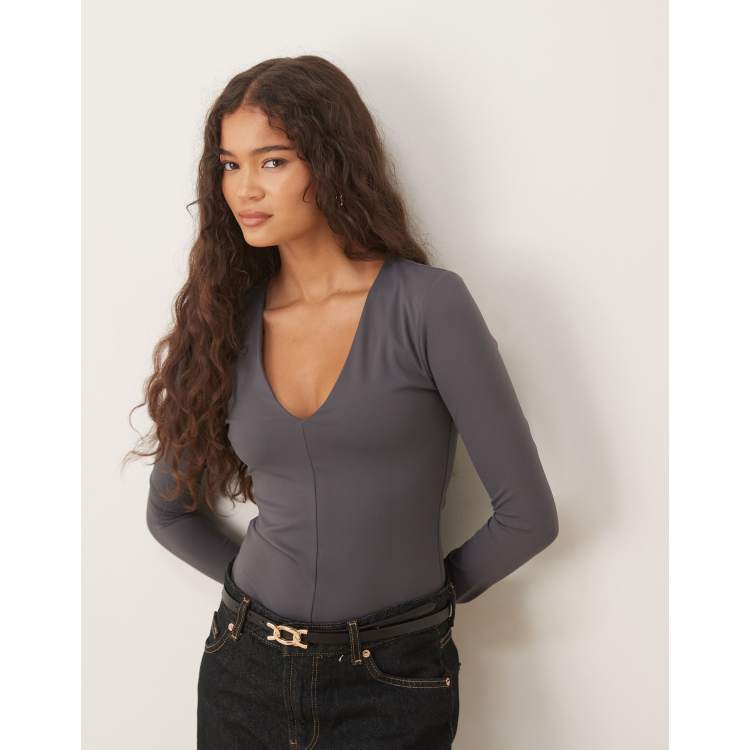 Mulisky Women's Long Sleeve V-Neck Bodysuit - Stretchy Basic Leotard Top For Casual & Workout
