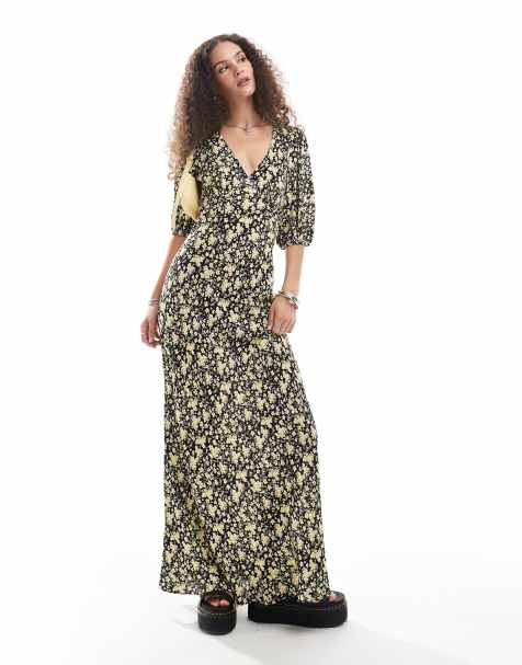 Glamorous v neck maxi dress in folk floral - view 1