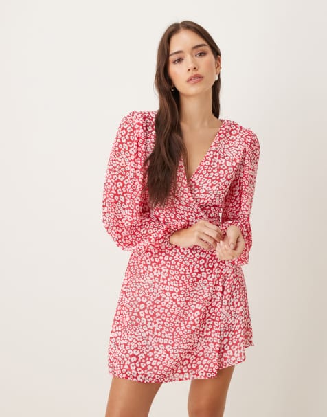 Glamorous V-neck mini dress in red leopard chiffon