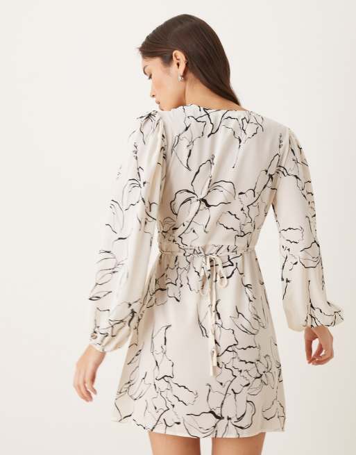 Glamorous V-neck mini dress in stone sketch print, 4 of 4