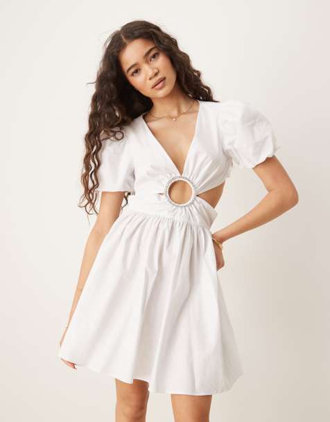 Glamorous v neck mini dresses in white
