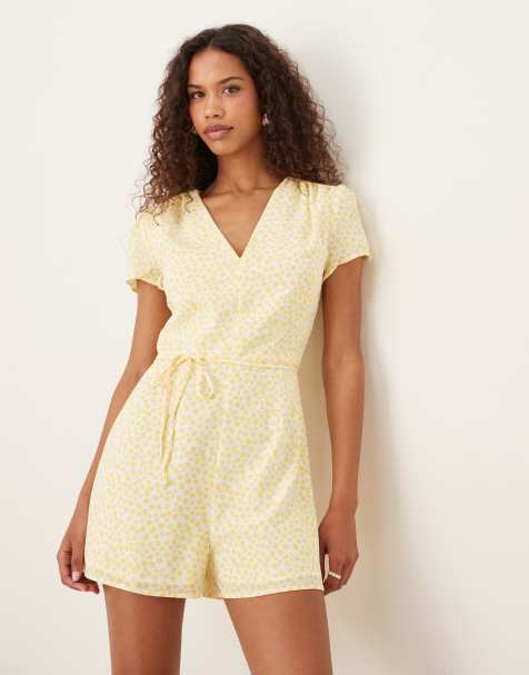 Glamorous V neck playsuit in white yellow ditsy - view 1