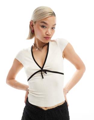 v neck pointelle ribbed top with black contrast ribbon and bow-White