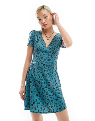Glamorous V Neck Short Sleeve Mini Tea Dress In Retro Teal Floral-blue