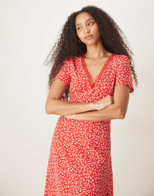 Glamorous - Vestito da giorno midi rosso a fiorellini con scollo a V e finiture in pizzo, 2 di 4