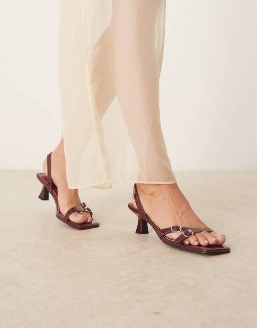 Glamorous – Vinröda, lackade klacksandaler med spännen, 3 av 4