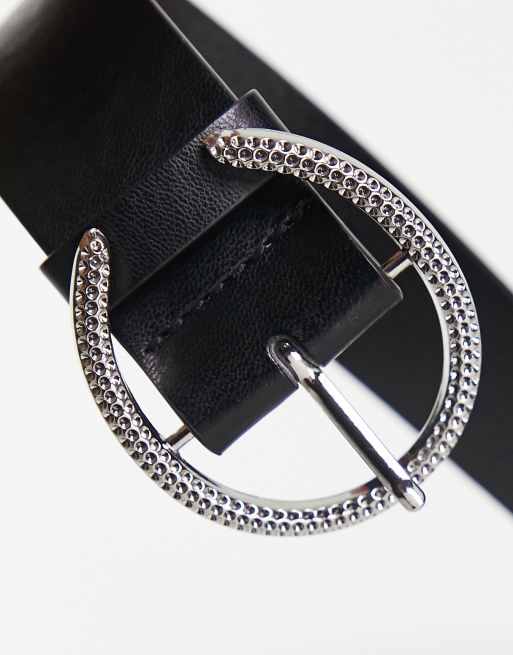 Glamorous waist and hip belt in black with silver minimal round buckle, 2 of 4