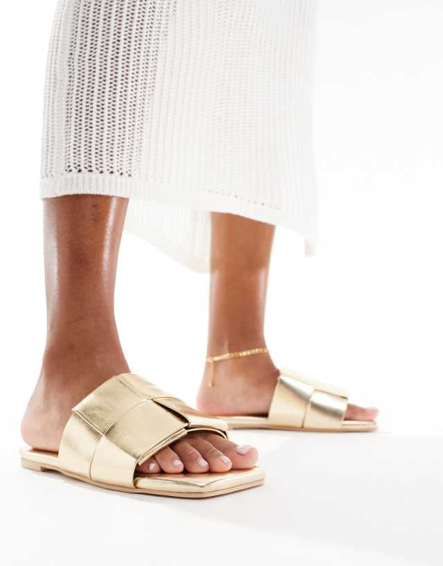 Glamorous - weave slides in gold