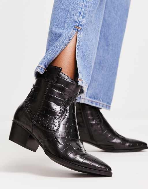 Black croc store ankle boot