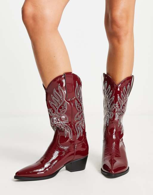 Short red best sale cowgirl boots