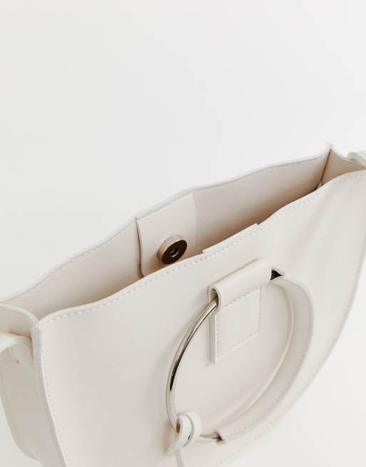 White ring sale handle bag