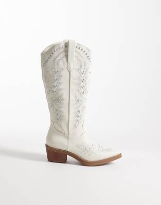 Glamorous Wide Fit - Bestickte, kniehohe Westernstiefel in Cremeweiß